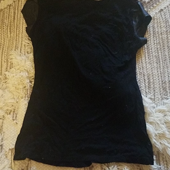 HKR Faux Leather top size medium le - Picture 5 of 5